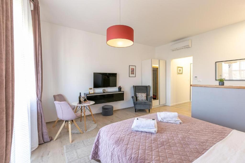 Polai Boutique Apartment with FREE Parking Extérieur photo