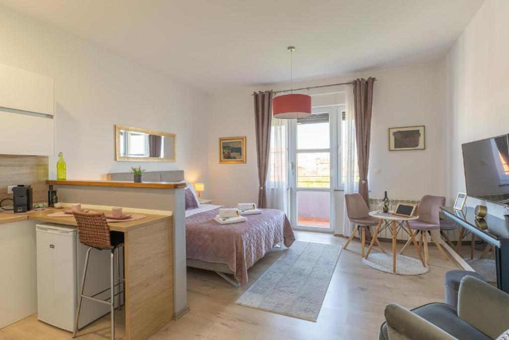 Polai Boutique Apartment with FREE Parking Extérieur photo